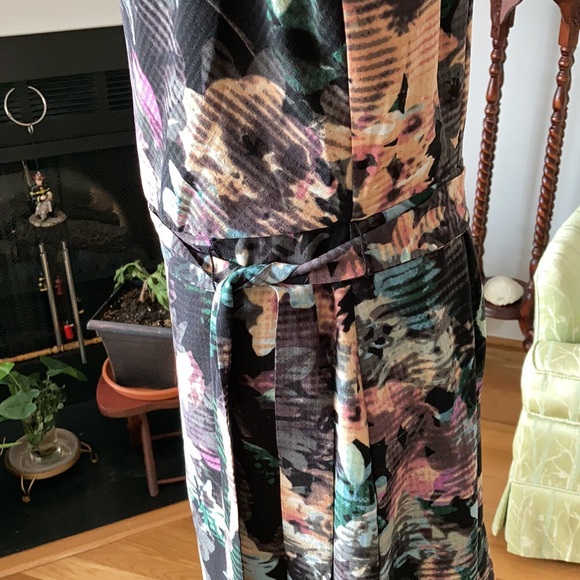 Outback Red sleeveless dress - Picture 3 of 9